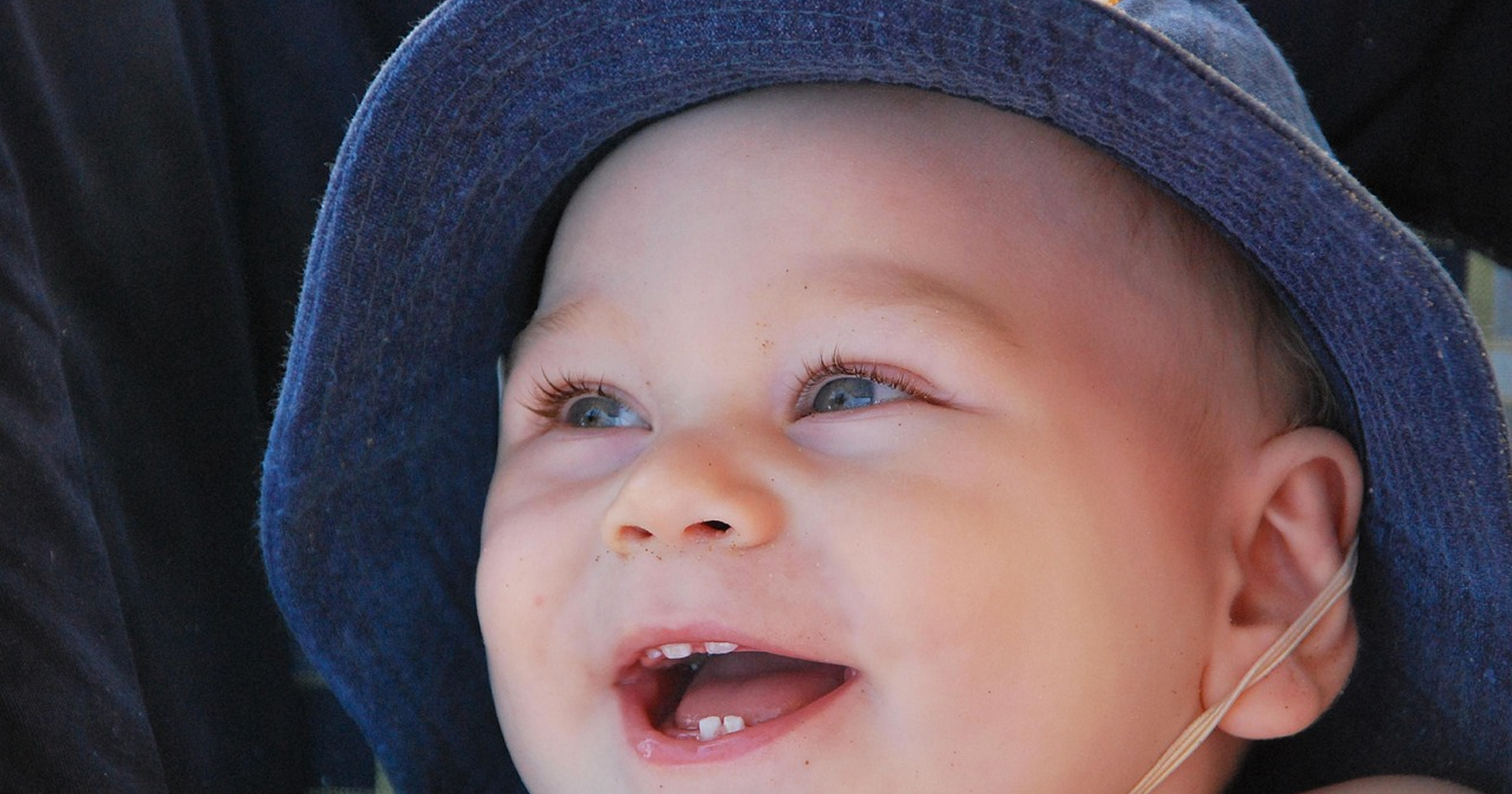 乳歯が生え始めたら気をつけるポイントとは？